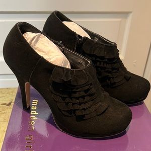 Madden Girl 4.5” Booties Size 7.5